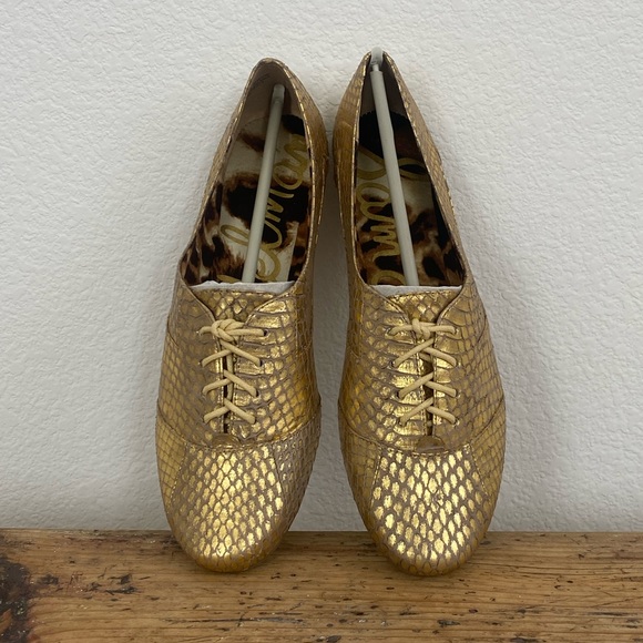 Sam Edelman Cory Oxford Flats - Picture 2 of 6